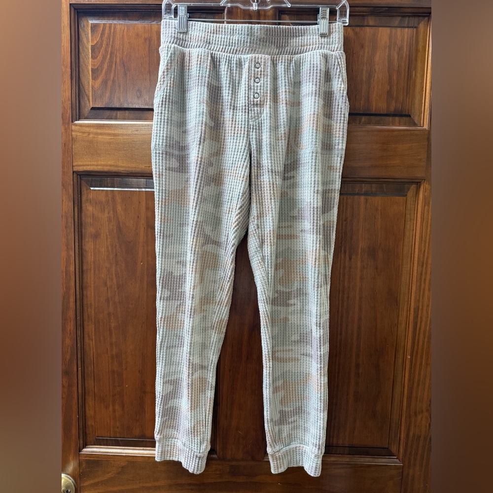 Z supply Camouflage Waffle Knit Joggers